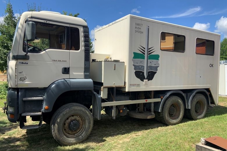 200 kN CPT truck with 6x6 drive for rent